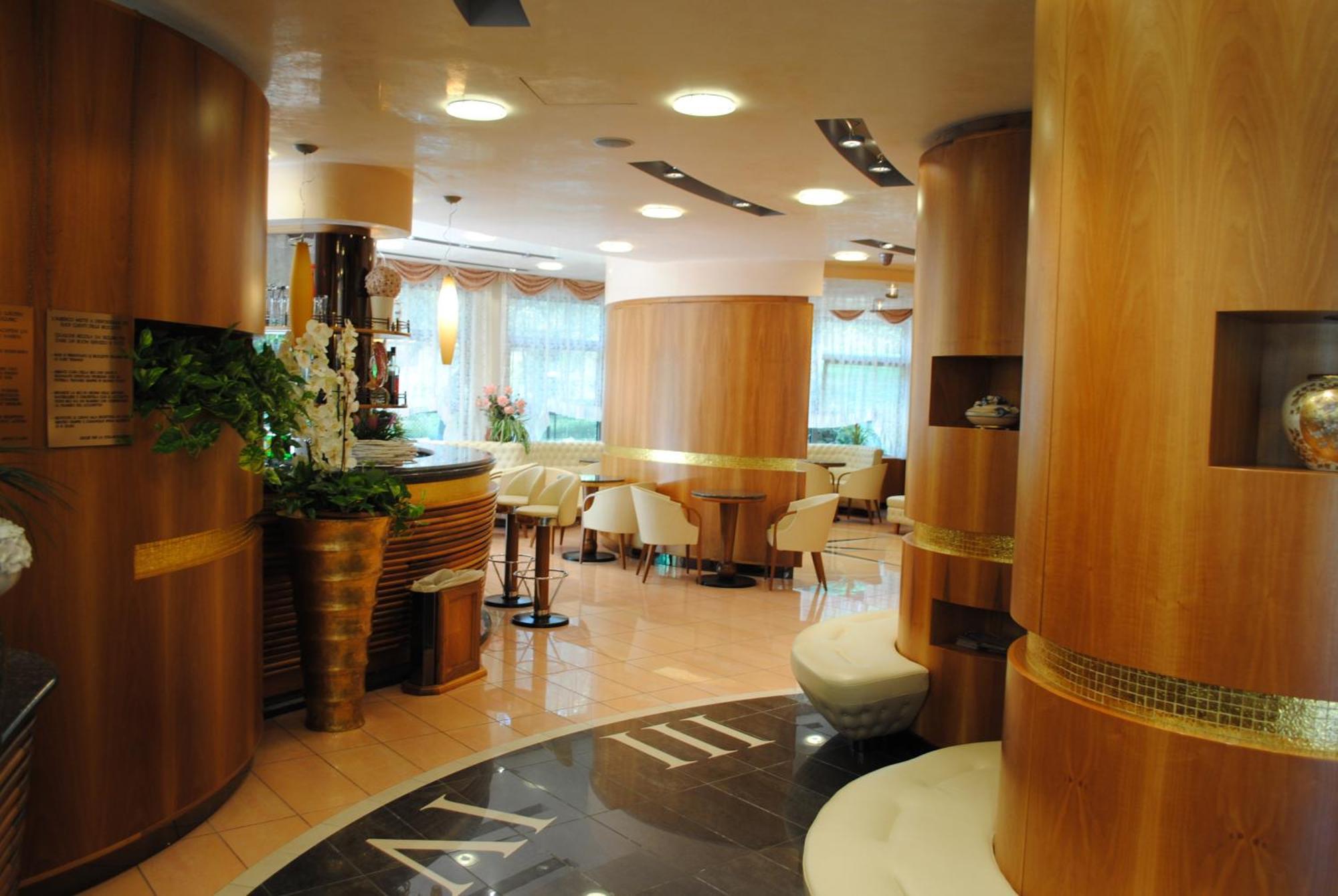 Hotel Franz Μπιμπιόνε Εξωτερικό φωτογραφία